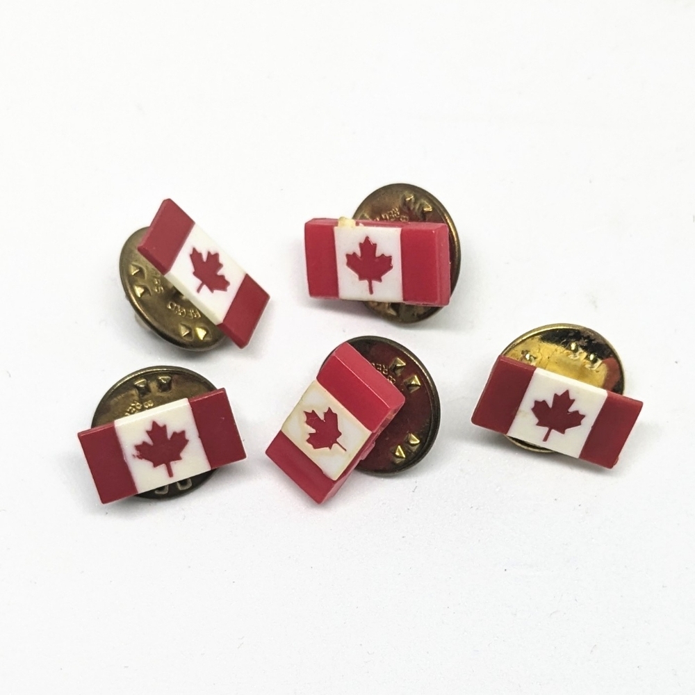 🍁 Lot of 5 Tiny Canadian Flag Pins